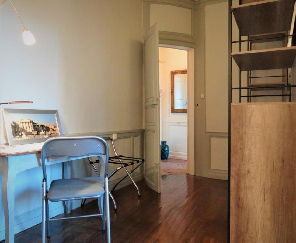 Apartament Le Cardinal Chartres Zewnętrze zdjęcie